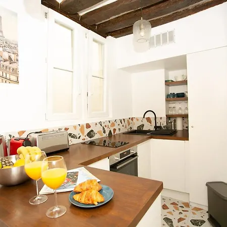Apartment St Germain - La Monnaie Studio Paris